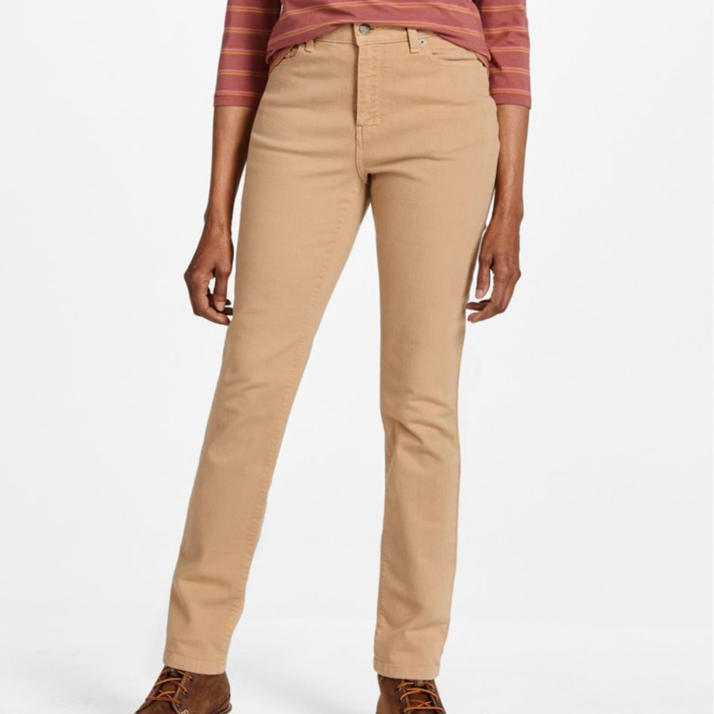 ✨L.L. Bean Classic Fit Tan Straight Leg Petite Pants